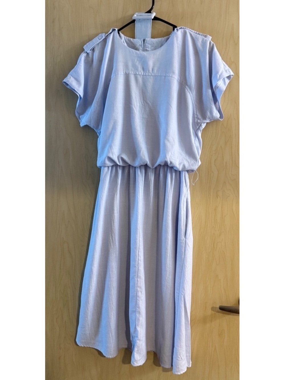 80s boat-neck short-sleeve Midi dress in light blue size 4
